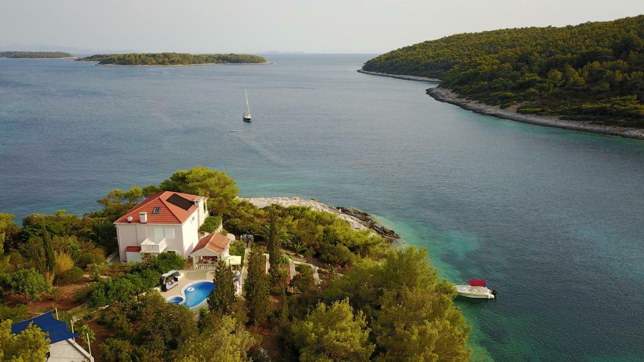 Waterfront Villa With Pool Vela Luka Kültér fotó