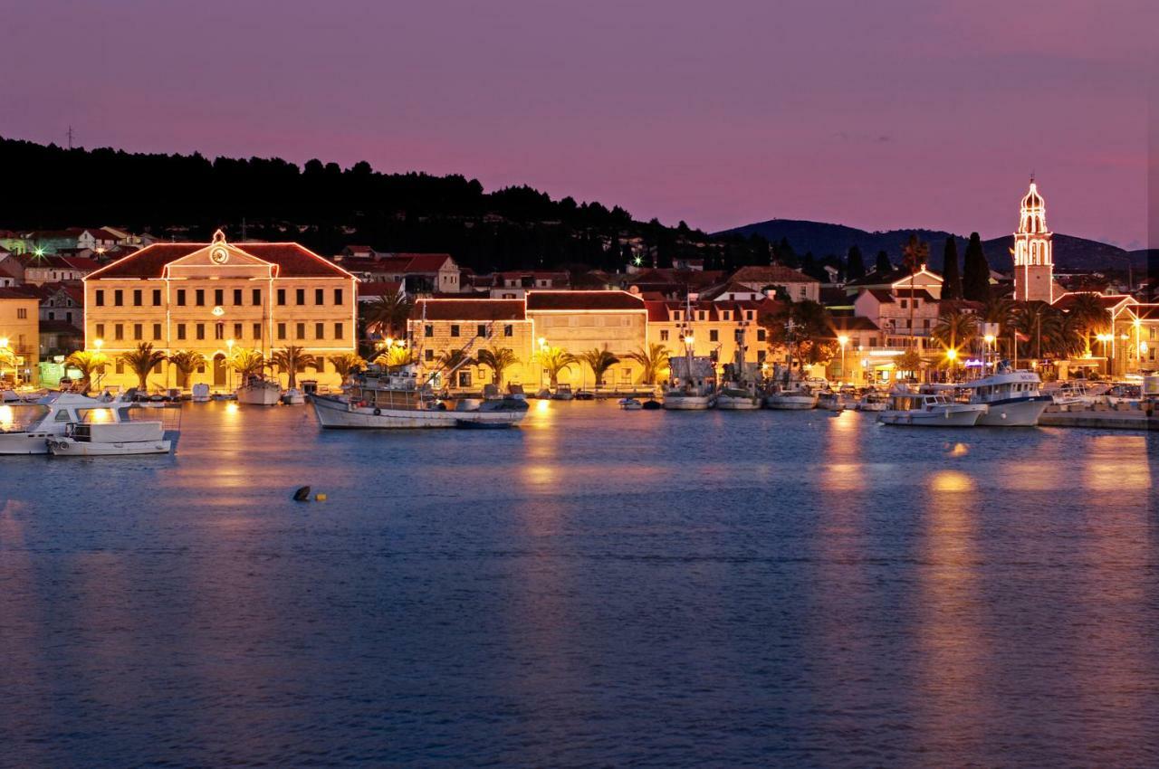 Waterfront Villa With Pool Vela Luka Kültér fotó